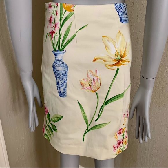 YUKA RESORT Floral Blue Vase Cotton Pencil Skirt - Picture 9 of 13